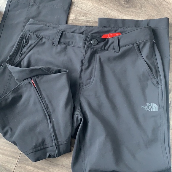 The North Face Women's Paramount Convertible Pants - Picture 7 of 9